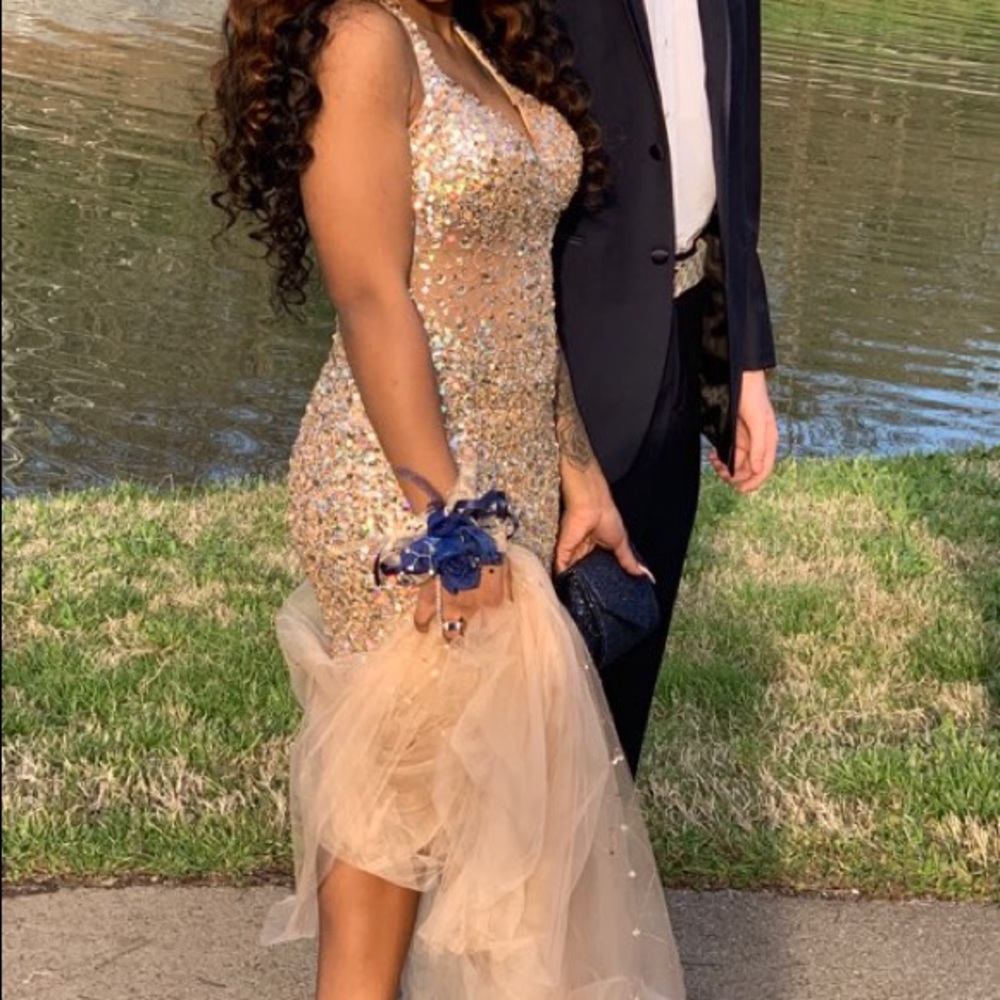glittery PROM dress !💓